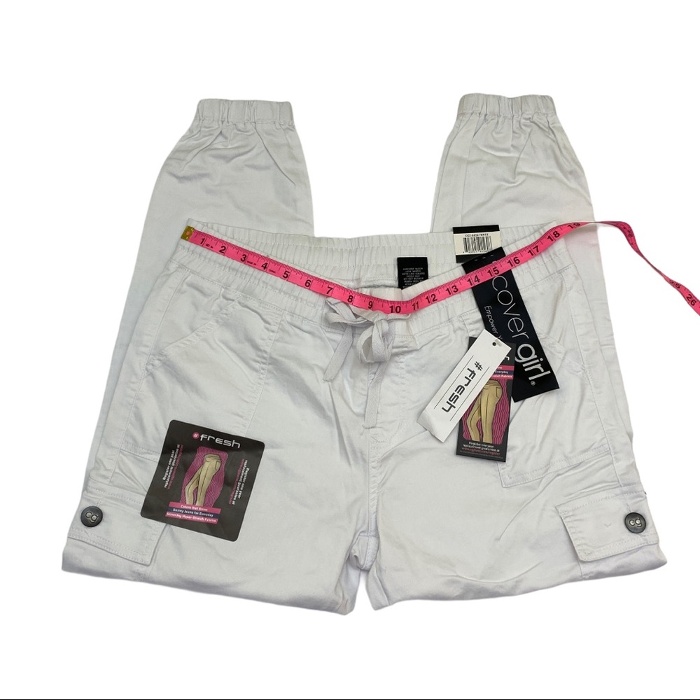 COVER GIRL Cargo High Waisted Slim Fit Pan… - Picture 3 of 11